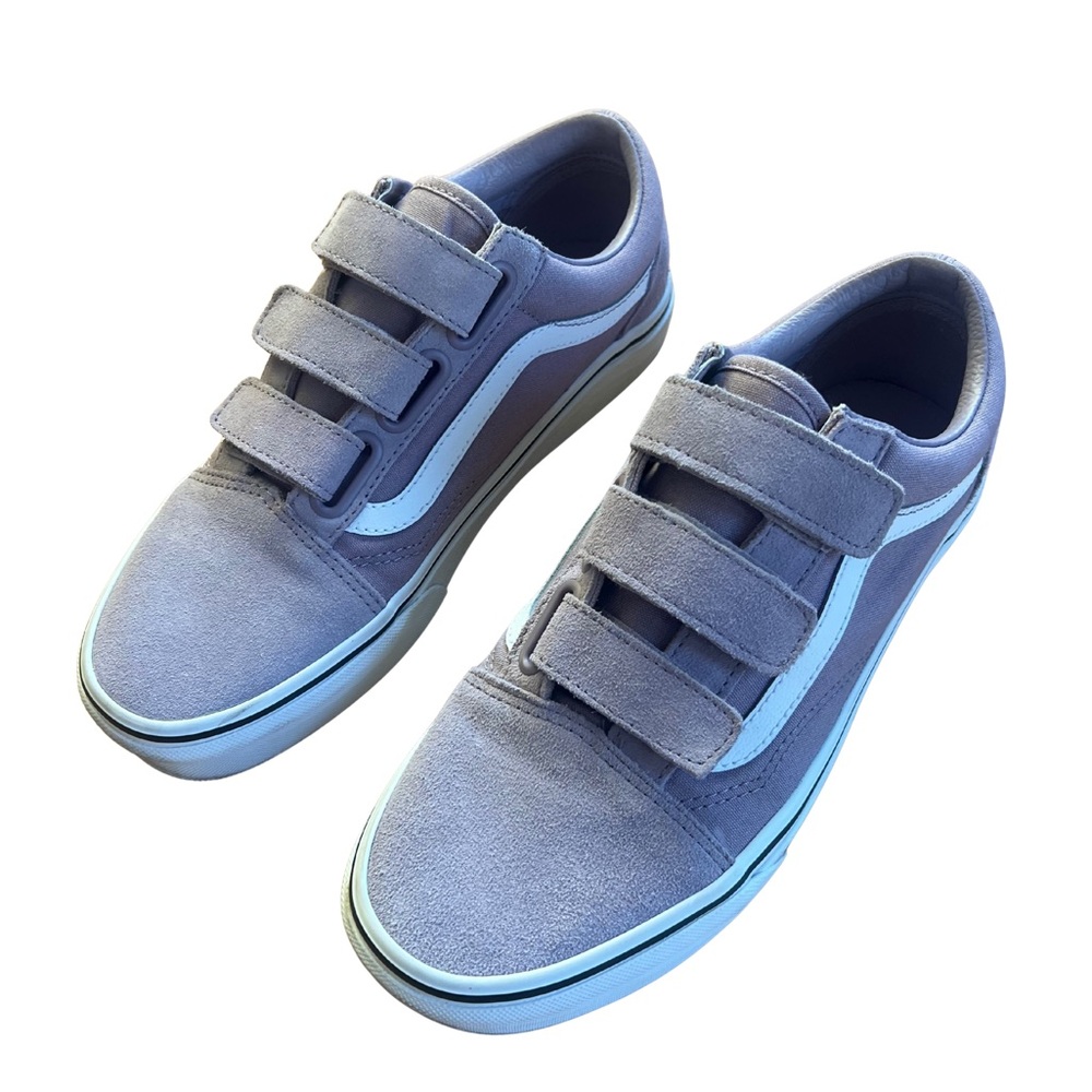 Women’s VAN’s Velcro Sneakers in light purple, lilac